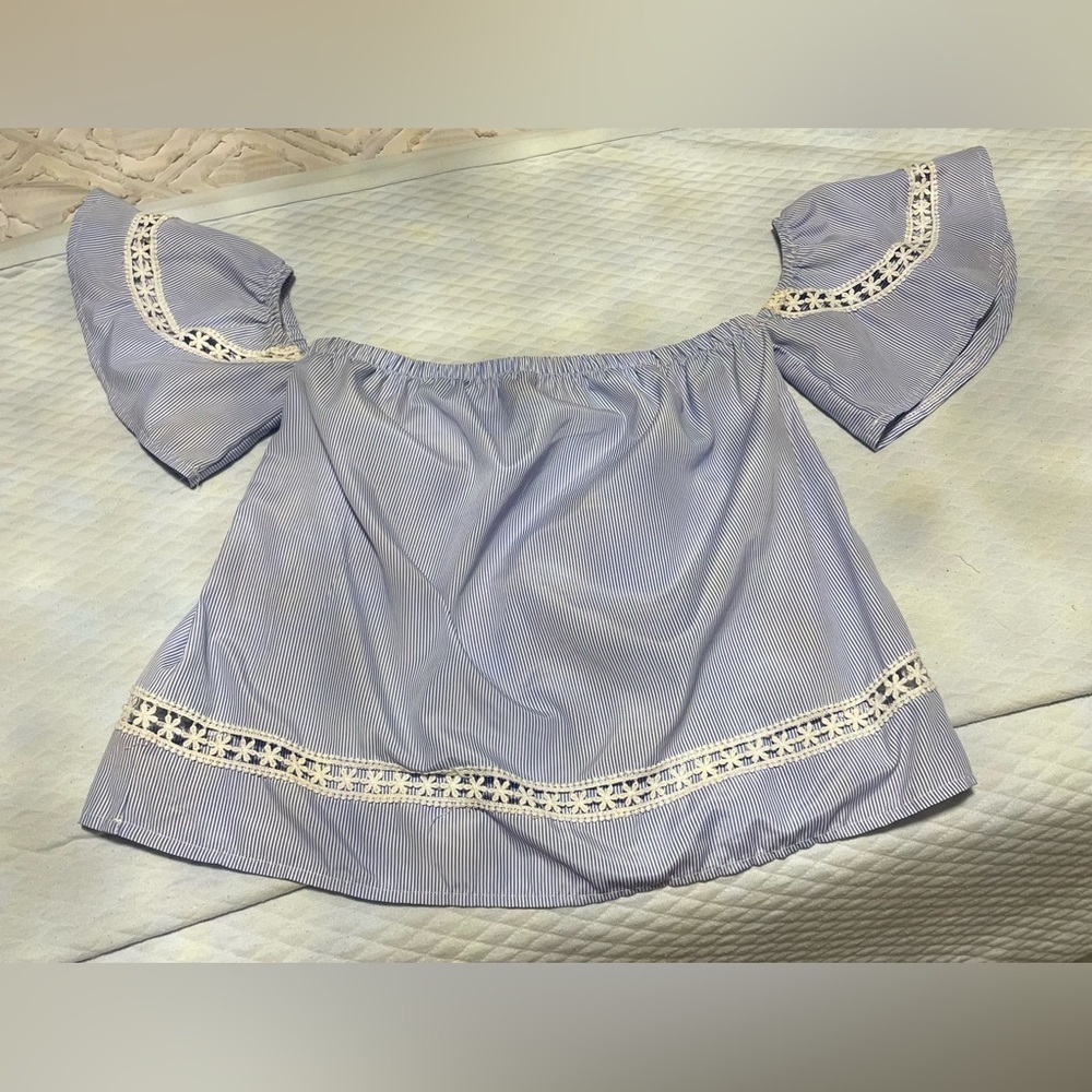 HAUTE ROGUE Blue and white stripes Off the Shoulder Ruffled Sleeve Top… - Picture 3 of 5